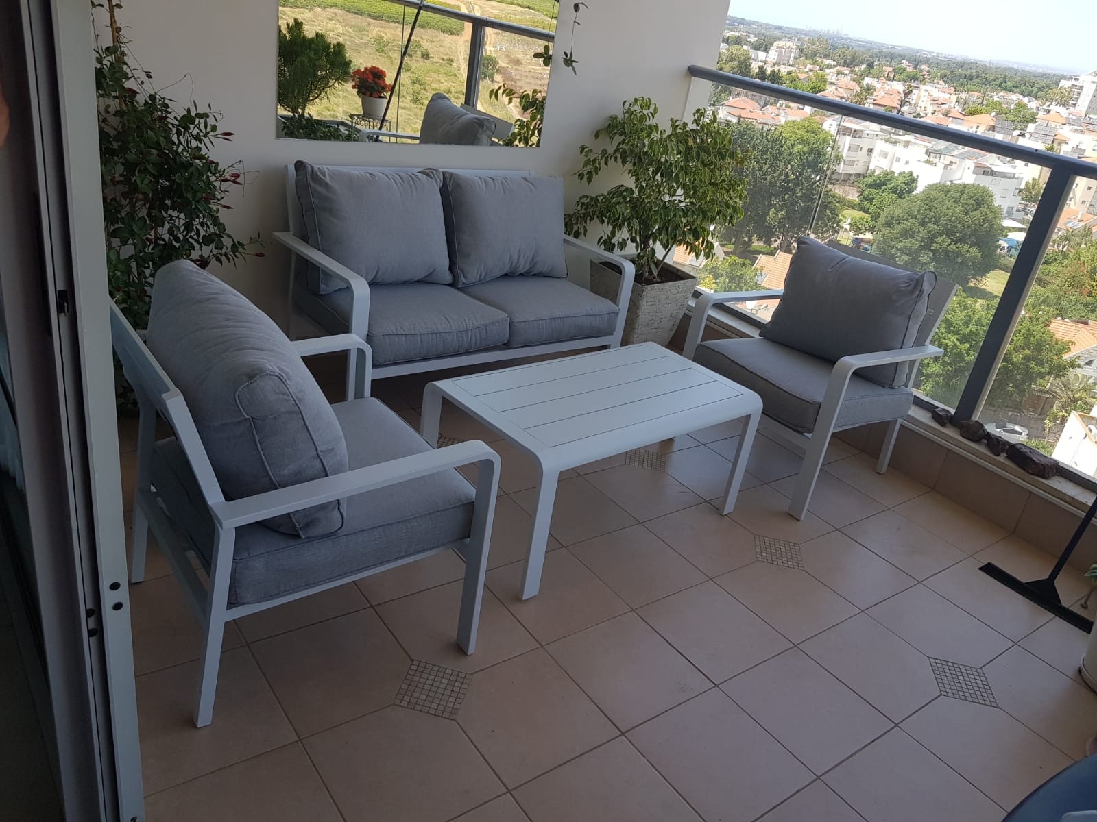 פינת ישיבה דו מושבית דגם "ג'רזי" פינת ישיבה דו מושבית דגם "ג'רזי"