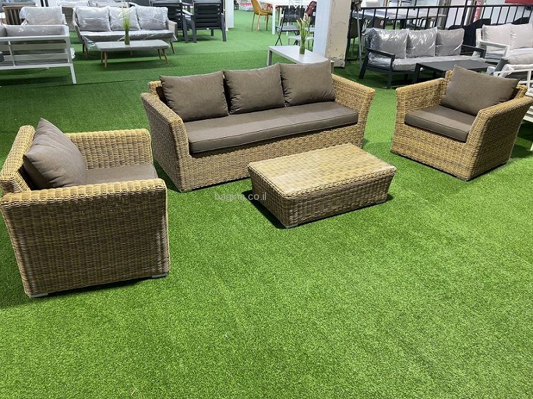 מערכת ישיבה מראטן דגם "אמסטרדם" מערכת ישיבה מראטן דגם "אמסטרדם"